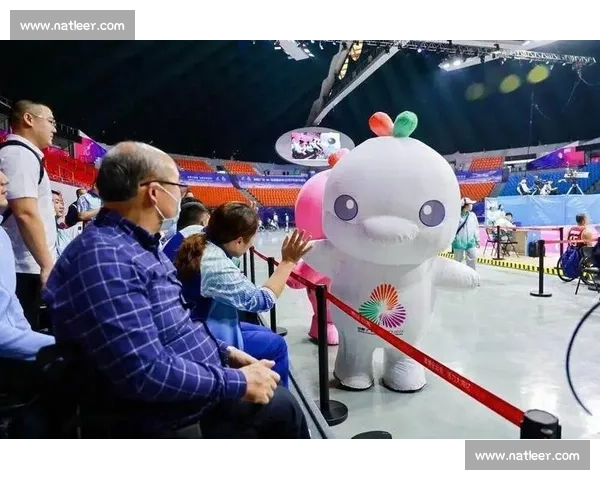 11 月 1 日广州:视障乐手以盲文乐章礼赞残特奥会